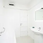 شقة Bla Evi - Comfort Two Bedroom With Hot Tub And Sea View